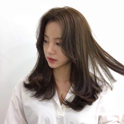 -KIMI HAIR SALON·烫染设计店