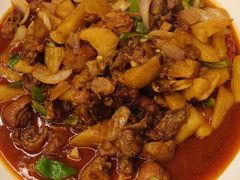 -乡村馕坑肉·烧烤·新疆菜·本地人更爱吃(阿勒泰首店)