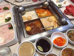 -海底捞火锅鲜切牛肉主题店(长寿路店)