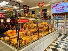 面包甜点陈列柜-味多美(江桥万达店)