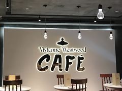 -Vivienne Westwood(上海来福士广场店)