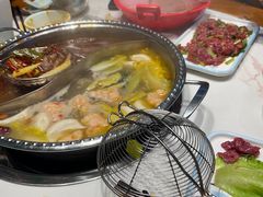 -乡土黄·鲜牛肉火锅·小龙虾(兴业街店)