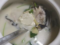 -大石鼓山庄·珠海第一烧猪