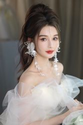 -艾米丽婚纱礼服