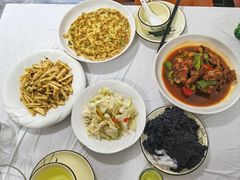 -天乐农家鱼头王(天目湖店)