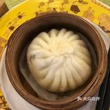 当然要尝尝大名鼎鼎的狗不理包子了