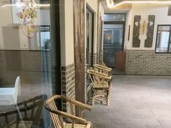 -李东农庄(中南百草园地标店)