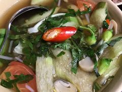 蔬菜酸汤-Cuc Gach Quan Restaurant