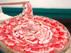 颠簸肉宴-有拈头成都市井火锅(稠州西路店)