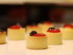 -大中华希尔顿酒店-念自助餐·嗨啤·小龙虾