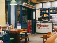 大堂-两三事小郡肝串串香火锅(桂庙店)