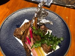 -山川小町·极番烧肉(新地假日广场店)