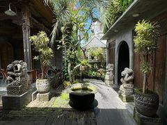 -Pundi Pundi Restaurant