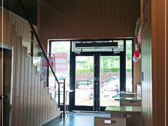 大堂-华莱士·全鸡汉堡(海口学院店)