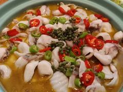 -重庆鸡公煲·青锅花椒鱼(牡丹江路店)