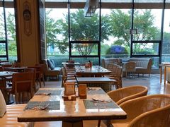 靠窗位-南京长江之舟华邑酒店·鲜艳自助餐厅