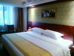 -维也纳酒店(桂林万象城火车站店)