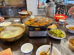 -富正毅三下锅·湘西韵味(天门山索道店)