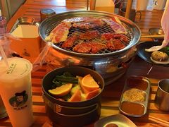 -叽叽扎扎烤肉场(生态城万达店)