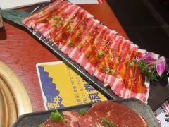 -喜牛烧肉酒场·黑金店(威高广场店)