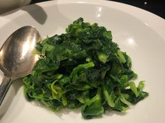 五粮液炒豆苗-北京四季酒店·采逸轩