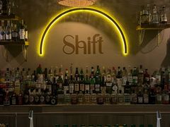 -Shift cocktail bar鸡尾酒吧