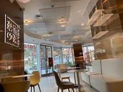 -奈雪的茶(东原悦荟店)