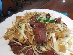 牛肉炒陈村粉-黄但记老店·陈村粉食府