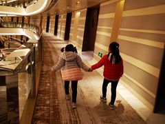 -上海滴水湖皇冠假日酒店