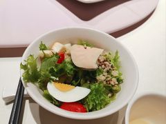 蔬菜沙拉配清酒鹅肝-黑明餐厅(白鹭洲店)