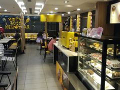 面包甜点陈列柜-麦当劳(宜安广场店)