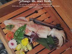 -铭牛烧肉·和牛海鲜自助(高新月牙湖店)