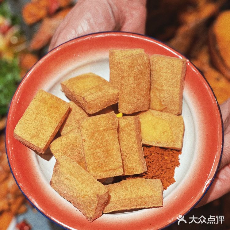 开业就火爆的性价比之王｜东方一串