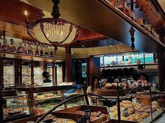 -BUTTERFUL&CREAMOROUS 黄油与面包(西单大悦城店)
