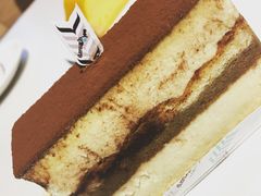 -Dough&Joe团憩(瑞虹天地月亮湾店)