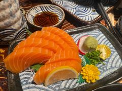 三文鱼厚切-小川洋风料理(江汉路店)