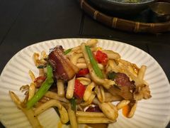 -Ameigo梅果·云贵川bistro(长宁来福士店)