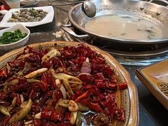 -老来福·非遗酸汤兔(凯旋路店)
