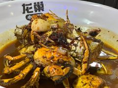 招牌手抓十三香大闸蟹-龙巢盱眙龙虾·鸡煲·烧烤宵夜(坪洲店)