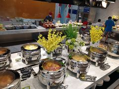 自助取餐区-希尔顿欢朋餐厅