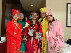 -秀丽美好演出服装租赁合唱主持人礼服实体店(中关村科技发展大厦店)