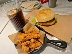 -必胜客(松雷店)