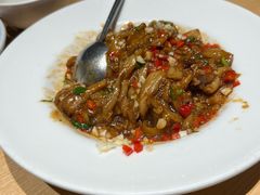-关东小磨东北菜(上海长风大悦城店)