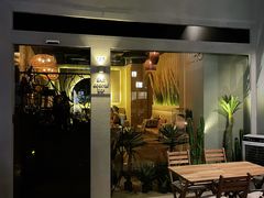 -Shift cocktail bar鸡尾酒吧
