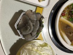 -亮健容天生蚝烧烤自助(交道口直营店)