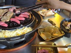 -胡悦里韩式烤肉(芝罘万达广场店)