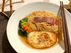 -MONICH牛排融合餐厅(和义大道购物中心店)