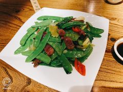 荷兰豆炒腊味-潮中人·潮州菜(益乐路店)