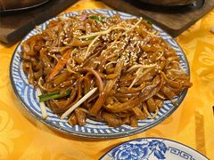 干炒牛河-天宝食坊·啫啫煲大排档(西华路店)