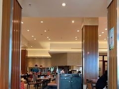 -亚龙湾希尔顿自助餐厅·海鲜·烧烤·沙滩BBQ·现场乐队